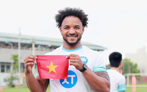 Nguyễn Xuân Son chính thức tái xuất