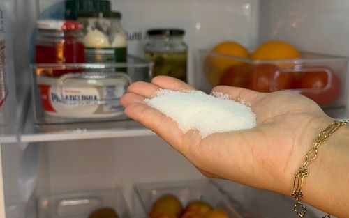 Đặt nhúm muối nhỏ vào tủ lạnh, cả nhà giảm nguy cơ mắc một bệnh ai cũng sợ