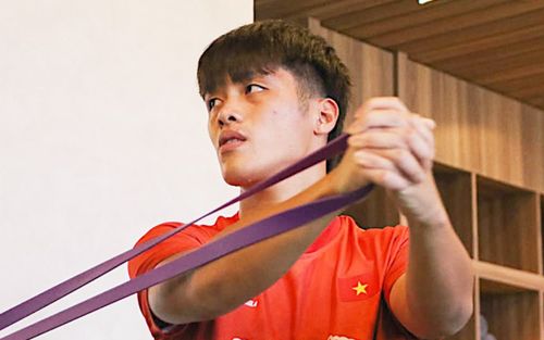Chuyện gì đang xảy ra với tiền đạo Quốc Việt?