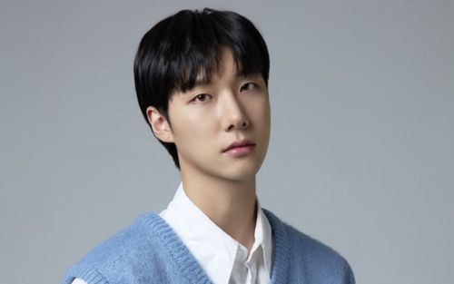 Ca sĩ Choi Tae Woong phủ nhận cáo buộc bạo lực học đường