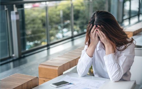 Áp lực công việc sau Tết, dấu hiệu stress mạn tính nhiều người đang bỏ qua