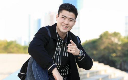 Chiếc đồng hồ 1 tỷ của trung vệ Duy Mạnh