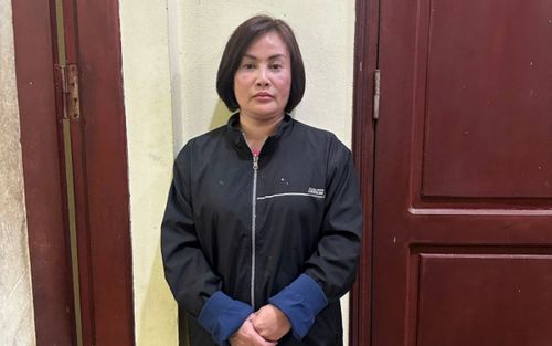 Bắt quả tang 3 đôi nam nữ có hành vi đáng xấu hổ tại quán cà phê