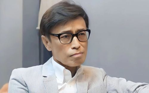 Danh ca Tuấn Ngọc và vợ ly hôn sau hơn 30 năm chung sống