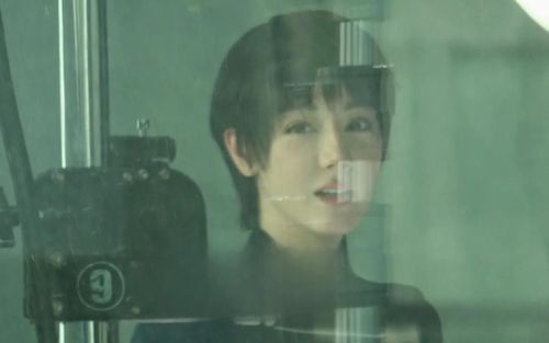 Địch Lệ Nhiệt Ba 'xuống tóc'