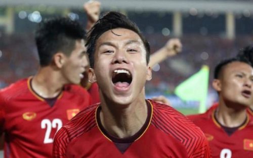 Quế Ngọc Hải phản ứng về thẻ đỏ của Phạm Lý Đức