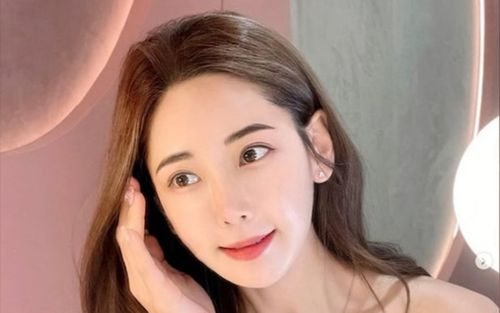 Nữ ca sĩ Chae Eun Jung lần đầu tiết lộ về tuổi thơ đầy bi kịch