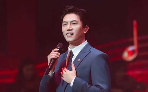 Quyết định của ca sĩ Anh Tú về ca khúc 'Thưa Đảng'