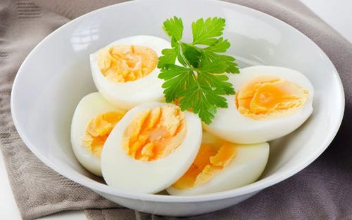 Trứng, sữa, chuối: Nên ăn vào thời điểm nào trong ngày?