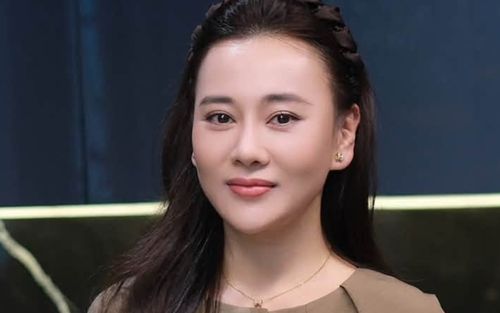 Hình ảnh mới nhất của diễn viên Phương Oanh