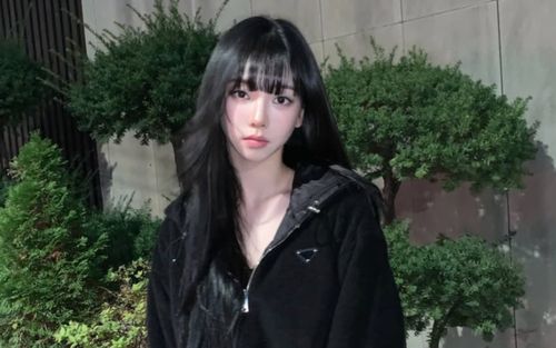 Karina (aespa) gây sốt với nhan sắc đẹp như búp bê