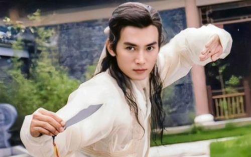 Cao thủ Cổ Long càng muốn rời xa giang hồ càng khó thoát khỏi nó