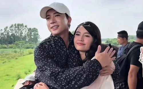 S.T Sơn Thạch công khai với Ninh Dương Lan Ngọc