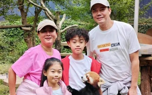 Tạ Thiên Hoa hiếm hoi tiết lộ hình ảnh bên vợ và 2 con
