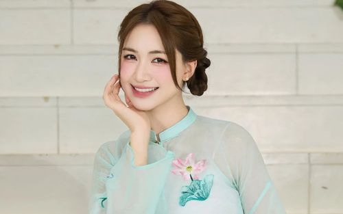 Hòa Minzy mắc sai lầm với nam ca sĩ 29 tuổi