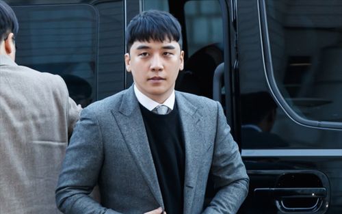 Danh tính người vợ 20 tuổi của Seungri (BIGBANG) gây chú ý