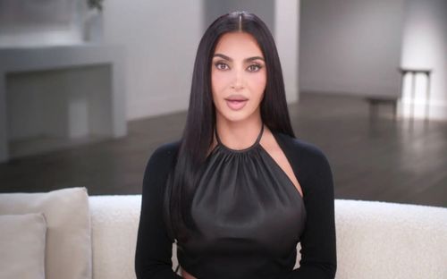 Người mẫu Kim Kardashian phải can thiệp y tế