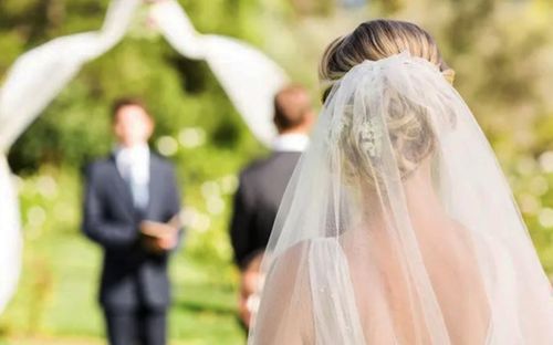 Hy hữu: 2 chú rể cùng xuất hiện ở đám cưới để giành cô dâu, kết quả gây bất ngờ