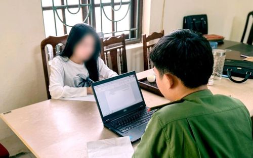 Công an làm việc với admin nhóm Facebook 'Nhóm những người ghét bố mẹ'