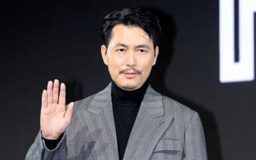 Jung Woo Sung từ chức giám đốc