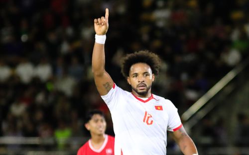 Nguyễn Xuân Son đối diện kịch bản buồn