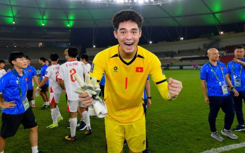 Trần Trung Kiên vượt mặt cả HIEUTHUHAI và Hòa Minzy