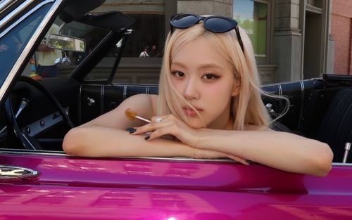 Cư dân mạng 'sốc nặng' trước nhan sắc của Rosé