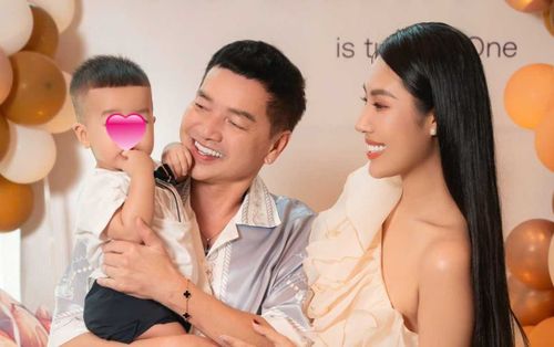 Vợ kém nghệ sĩ Quang Minh 37 tuổi đón Tết đặc biệt khi chồng vắng nhà