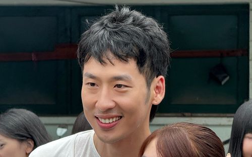 Không phải Phương Anh Đào, đây mới là bạn gái Tuấn Trần