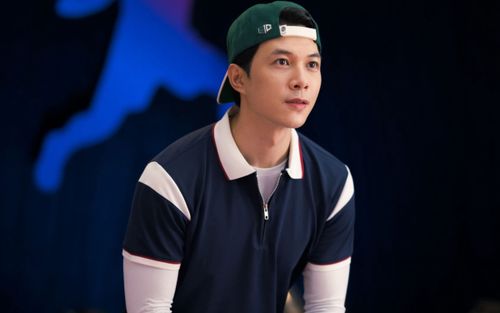 Phản ứng khán giả khi Anh Tú được gọi là bảo chứng phòng vé