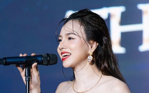 Đinh Ngọc Diệp nhận xét về Người Bất Tử đúng một chữ