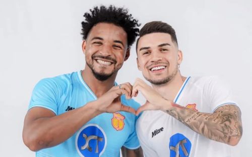 CĐV Malaysia phản ứng khi tuyển Việt Nam sẽ có nhiều cầu thủ nhập tịch