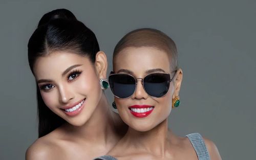 Xúc động bộ ảnh của Miss Earth Fire 2025 chụp cùng mẹ