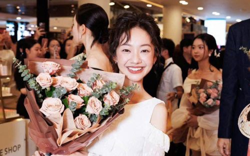 Chỉ cao 1m5, nữ diễn viên Việt 'cân đẹp' vai nữ chính trong phim giờ vàng