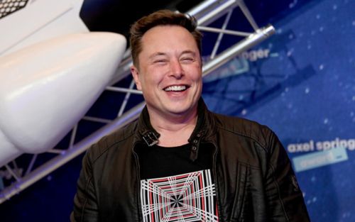 Elon Musk đạt 800 tỷ USD nhờ đâu?