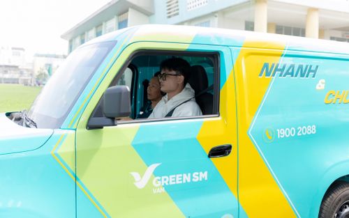 Trải nghiệm xe điện: Điểm nhấn thu hút tài xế tại Ngày hội tuyển dụng Bác Tài Xanh