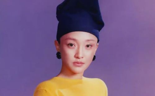 Không nhận ra Châu Tấn ở tuổi 51