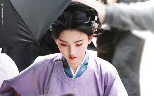 Tống Tổ Nhi gây sốt với tạo hình cổ trang