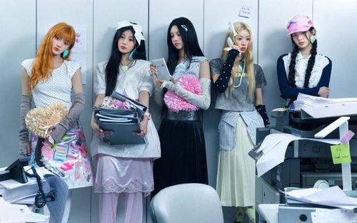 ILLIT bị tố sao chép trắng trợn concept từ trang bán hàng điện tử