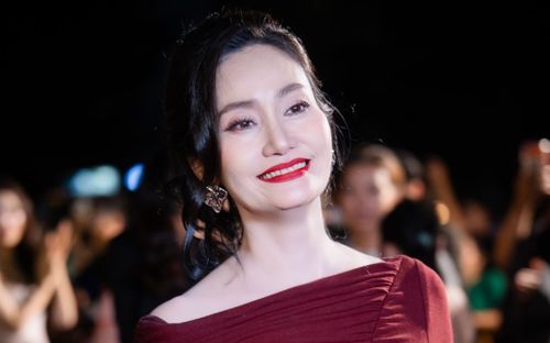 NSƯT Hạnh Thúy đổi đời