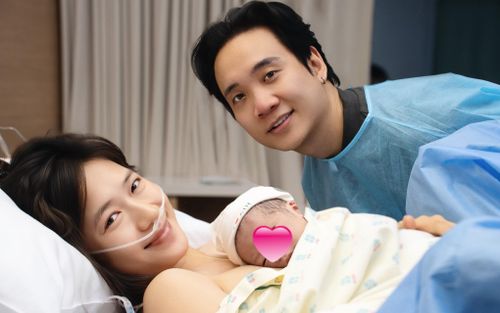 JustaTee lần đầu công khai ảnh vợ hotgirl sinh con lần 3