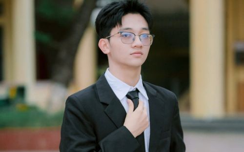 Lộ diện thủ khoa đạt mức điểm cao kỷ lục kỳ thi đánh giá tư duy của Bách khoa Hà Nội