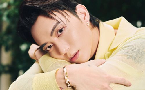 Soobin tung bản cover 'Dạo bước Hong Kong 1999', giọng hát AI lập tức bị quên lãng