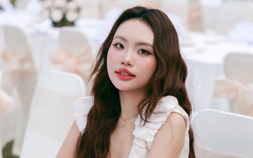 Phương Mỹ Chi công khai bày tỏ với 'người thương'