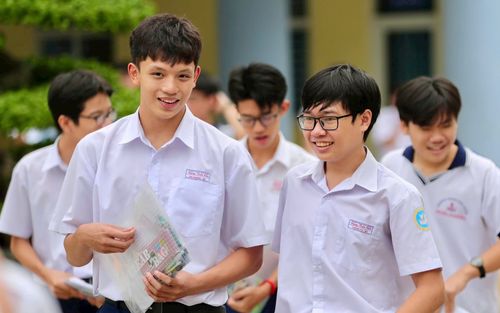 Gần 60.000 học sinh Hà Nội sẽ không đỗ vào lớp 10 công lập