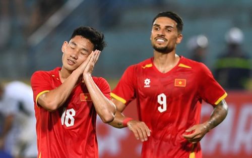 Nguyễn Xuân Son và Hoàng Hên chưa hiểu nhau, gặp Malaysia khó đấy!