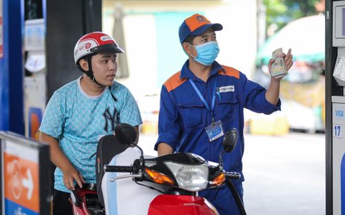 Giá xăng dầu hôm nay 27/3: Giảm cực kỳ mạnh