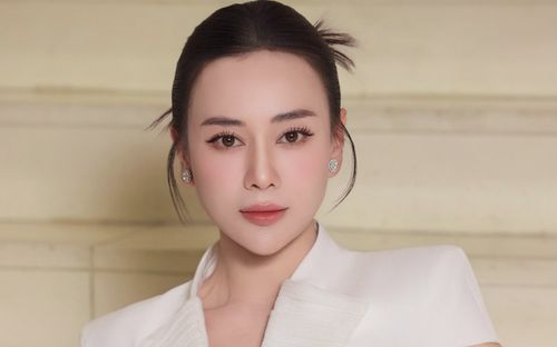 Không cần đi thuyền, đến Ninh Bình quê Phương Oanh du khách vẫn thấy đẹp theo cách riêng