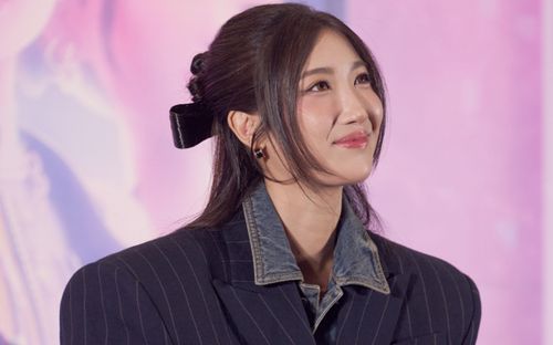 Chủ nhân hit Golden 'vượt mặt' BTS, Stray Kids