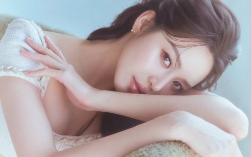 Hoa hậu Thanh Thủy xinh chuẩn nàng thơ